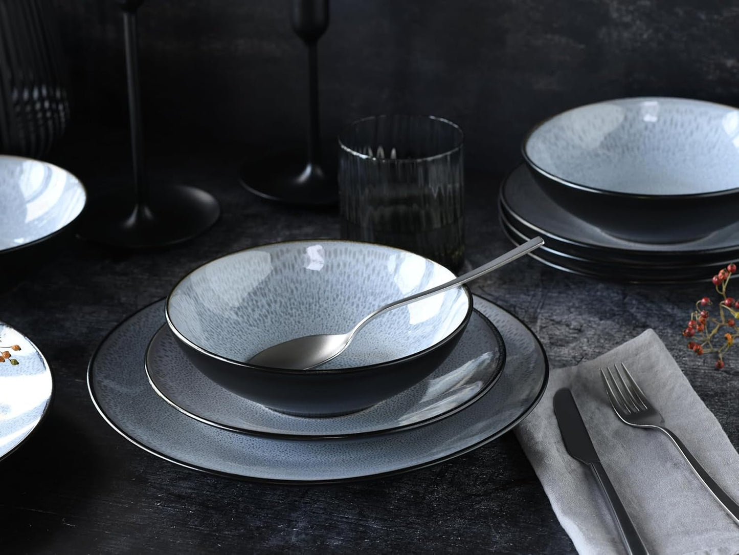 CreaTable, 23964, Serie Malmö, 18dílný Geschirrset für 6 Personen, Teller Set aus Steinzeug, spülmaschinen- und mikrowellengeeignet, Qualitätsproduktion