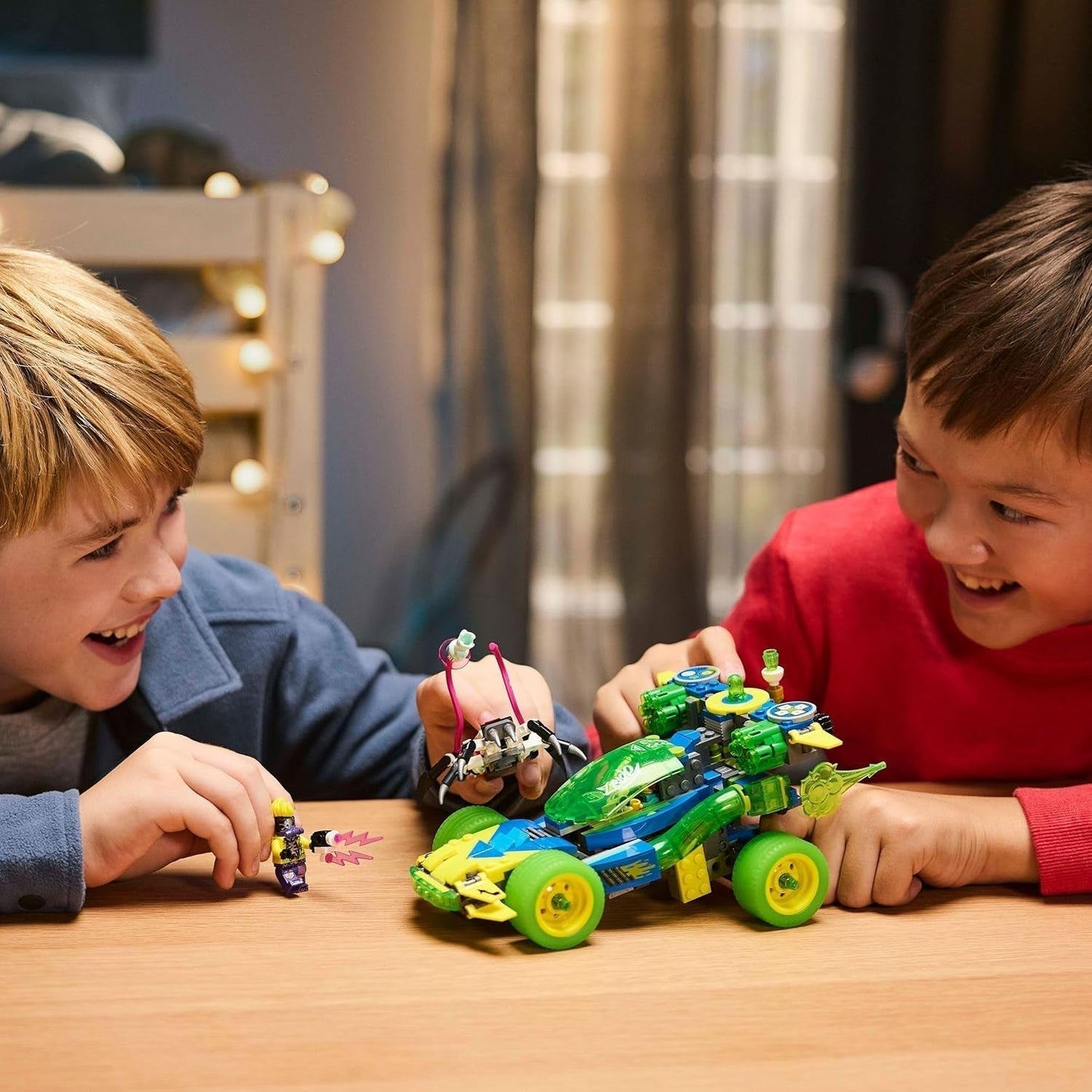 LEGO Dreamzzz Mateo s akčním závodníkem Z-Blob, Fantasy herní sada 2 v 1 s vozidly, minifigurkami a snovými stvořeními pro děti 8+, Dárek pro chlapce a dívky 71491 Stavebnice Beuche den LEGO-Store