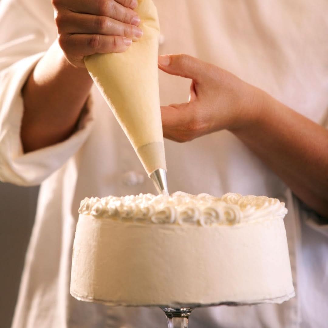 Cake Company Royal Icing, 1 kg, bezlepkové glazury a Decor Naty Shop