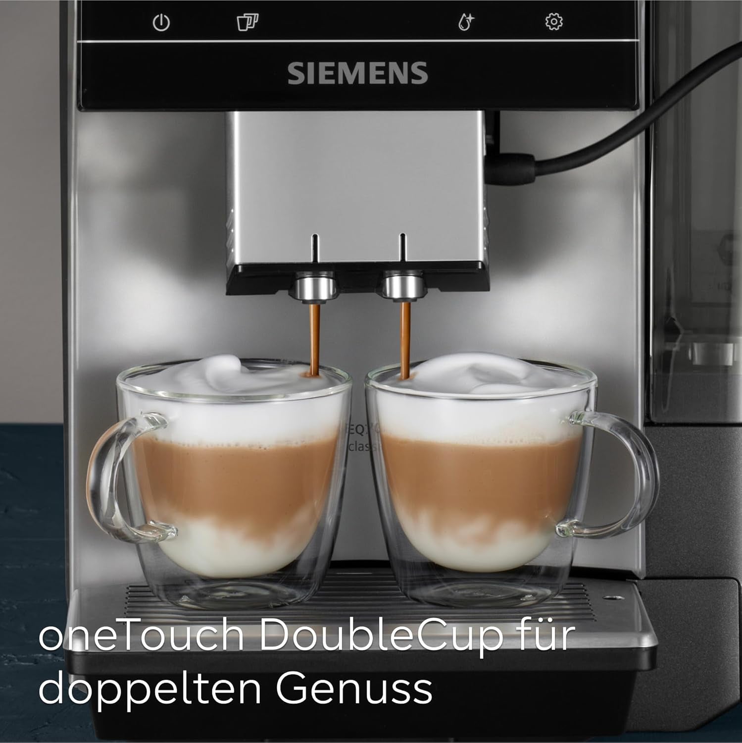 Automatický espresso kávovar Siemens EQ700 classic TP715D01, ovládání aplikací, cold brew, intuitivní dotykový displej, až 10 jednotlivých kreací kávy jako oblíbené, automatické čištění párou, 1500 W, stříbrná šedá