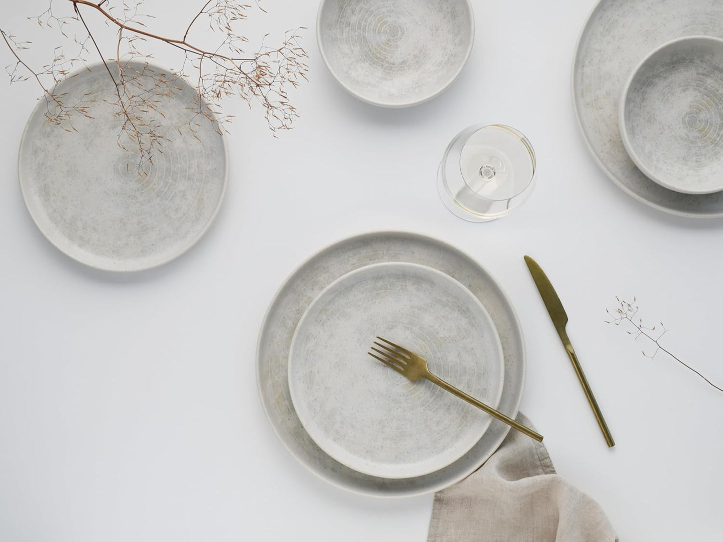 CreaTable, 23714, řada Uno Athena, 12dílná sada nádobí pro 4 osoby, sada porcelánových talířů, vhodné do myčky a mikrovlnné trouby, vyrobeno v Portugalsku