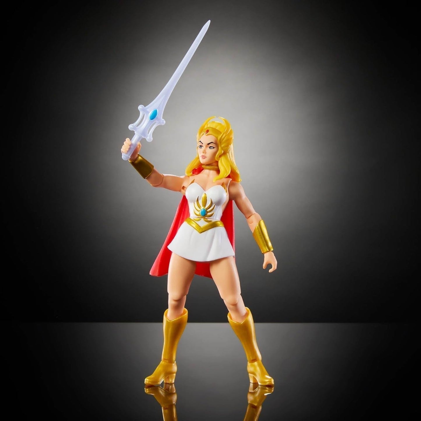 Masters of the Universe Původ Kreslená akční figurka She-Ra Přibližně 14 cm vysoká televizní hrdinka Princezna moci z 80. let Detailní design a příslušenství Akční figurky JBM76 Naty Shop