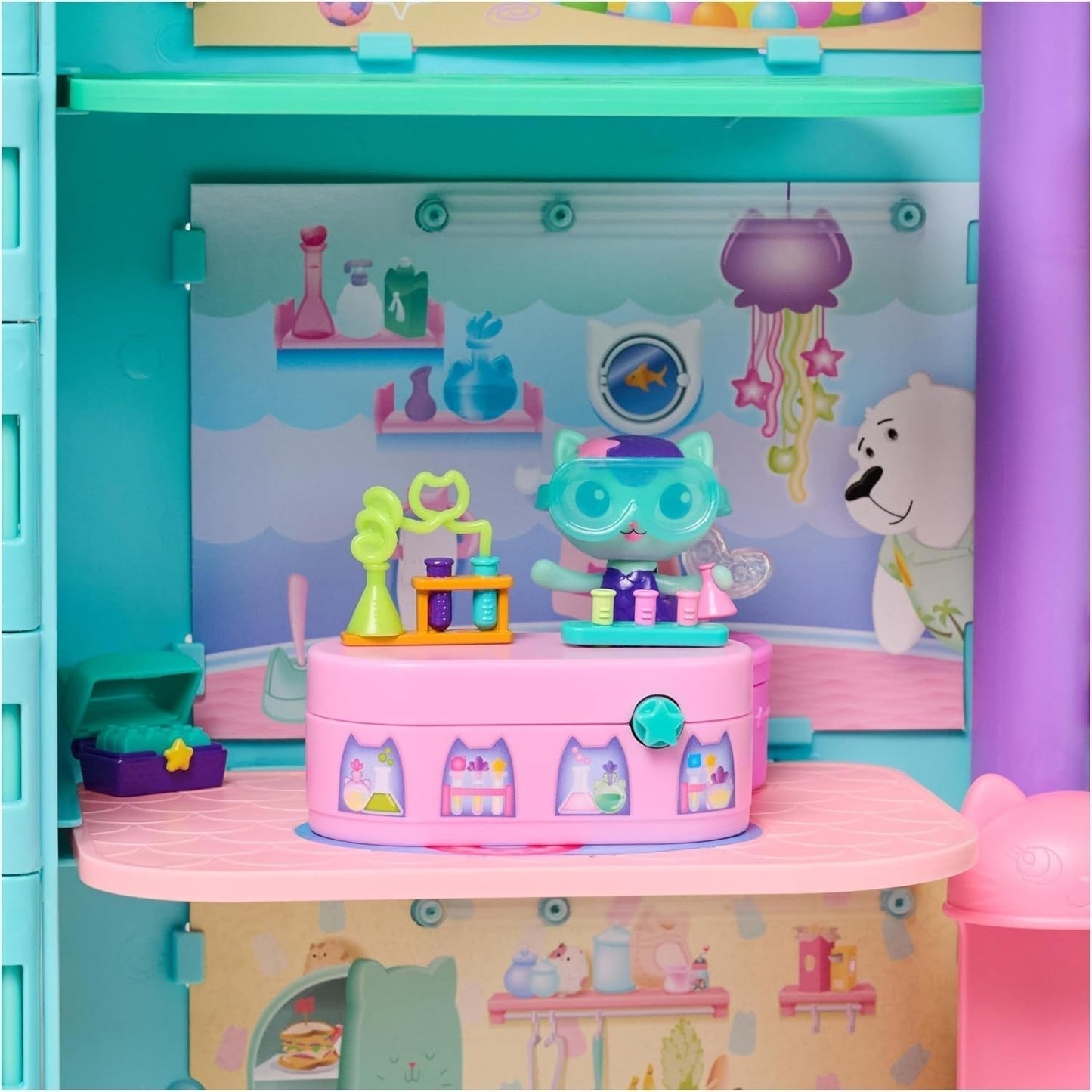 Domeček pro panenky Gabby™S, Bobble Kitty Nábytek Sada surikat Kočičí figurka s nábytkem a doplňky do domečku pro panenky, Domečky pro panenky starší 3 let Naty Shop