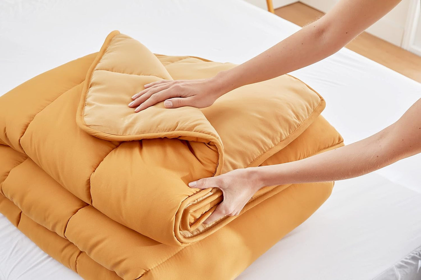 Pikolin Home - Oboustranná přikrývka 300 G - bicolor Nordic výplň - do postele 100/105 - pohodlná, teplá, prodyšná, zelená, 180 X 220 cm Přikrývky a přikrývky Naty Shop