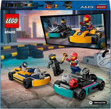 LEGO City motokáry s ovladači, sada 2 minifigurek řidičů a závodních aut, autíčka pro kluky a holky od 5 let, zábavný dárek pro děti 60400 stavebnic Besuche den LEGO-Store
