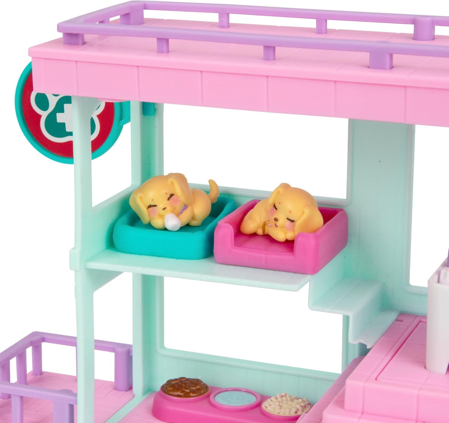 Hrací sada Little Live Pets Mama Surprise Families Baby Clinic, včetně 3 štěňat retrívrů, Magic, oboustranná herní sada (27,8 cm W, 23,8 cm V). Krmení, koupání a hraní, dárek pro děti Akční figurky Naty Shop