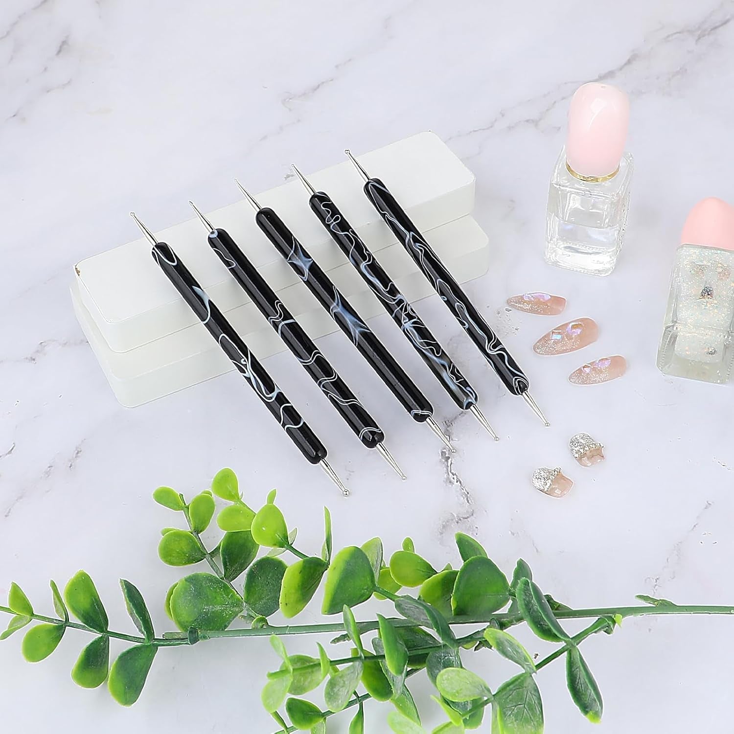5 Stück Nail Design Tečkovací nástroje Nagelkunst Werkzeug Nagelpunkt Pinsel Punktierung Stift Marbleizing Werkzeug Für Nagelack Maniküre, Schwarz
