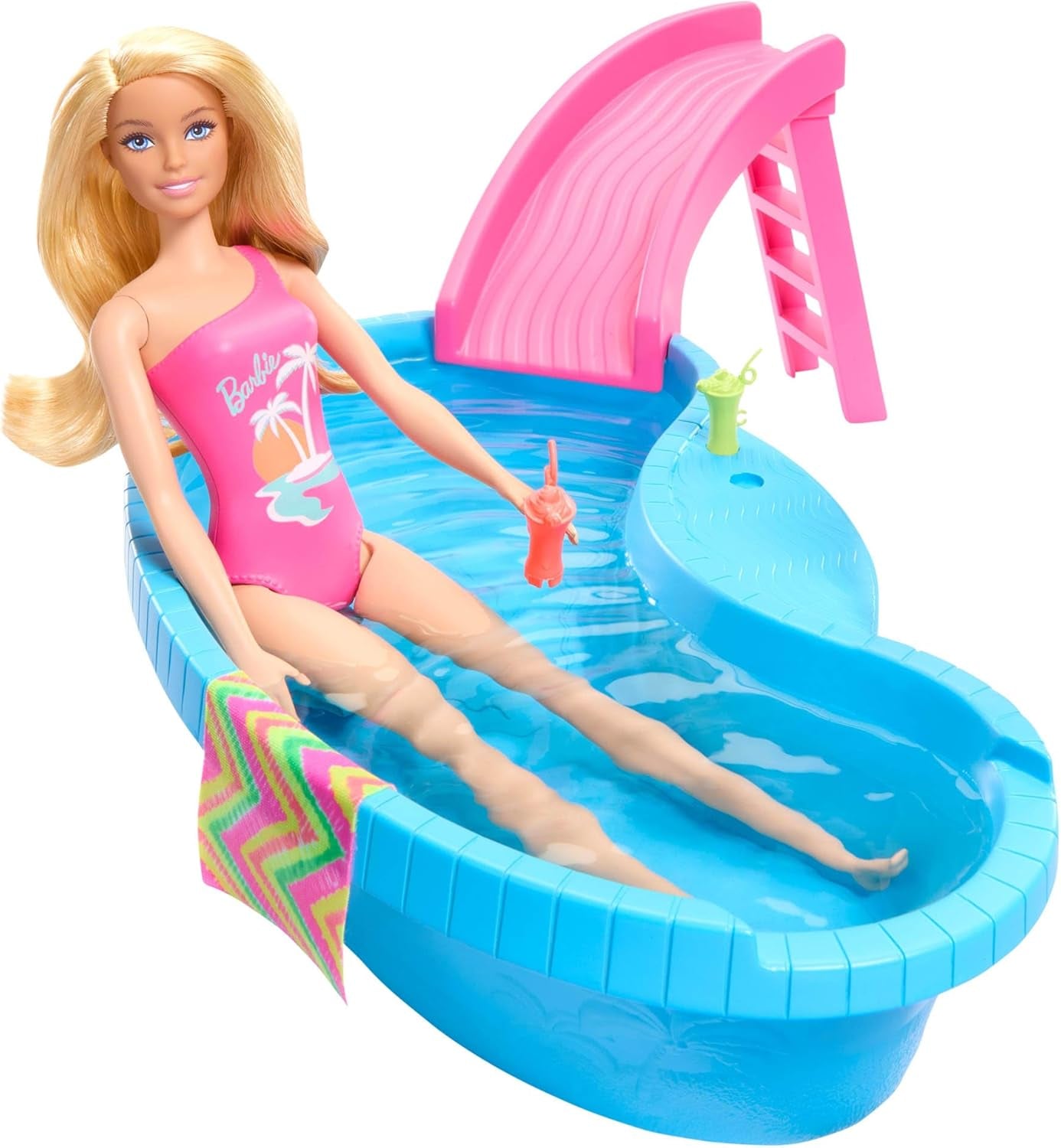 Panenka Barbie a doplňky - bazén se skluzavkou a doplňky pro hodiny zábavy na slunci, růžové plavky s tropickým designem, pro děti od 3 let, HRJ74 Naty Shop Dollhouses