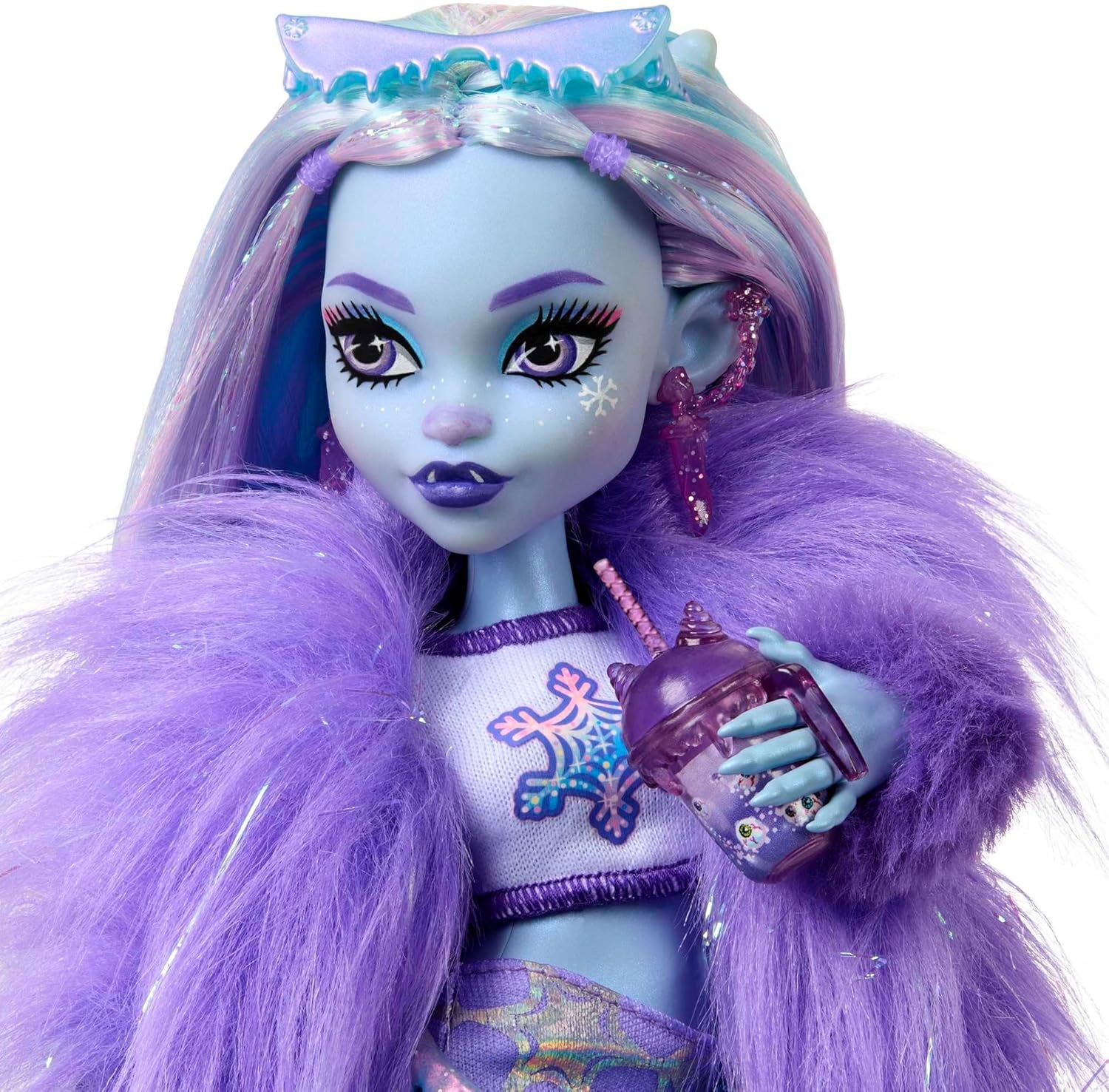 Monster High Abbey Bominable Yeti s mamutím mazlíčkem a příslušenstvím – strašidelný vzhled sněhových vloček pro děti 4+, HNF64 Naty Shop Dolls