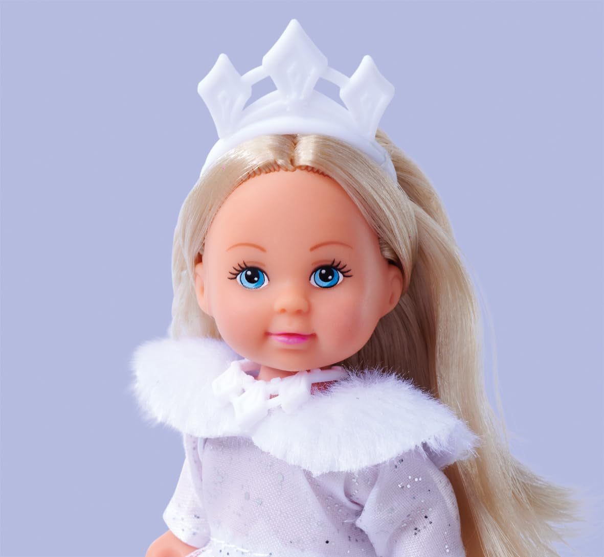 Simba Evi Princess of Love's Dreams, hrací panenka v zasněných zimních šatech s kožešinovým lemem a třpytivými prvky, 12 cm, 3 roky a více