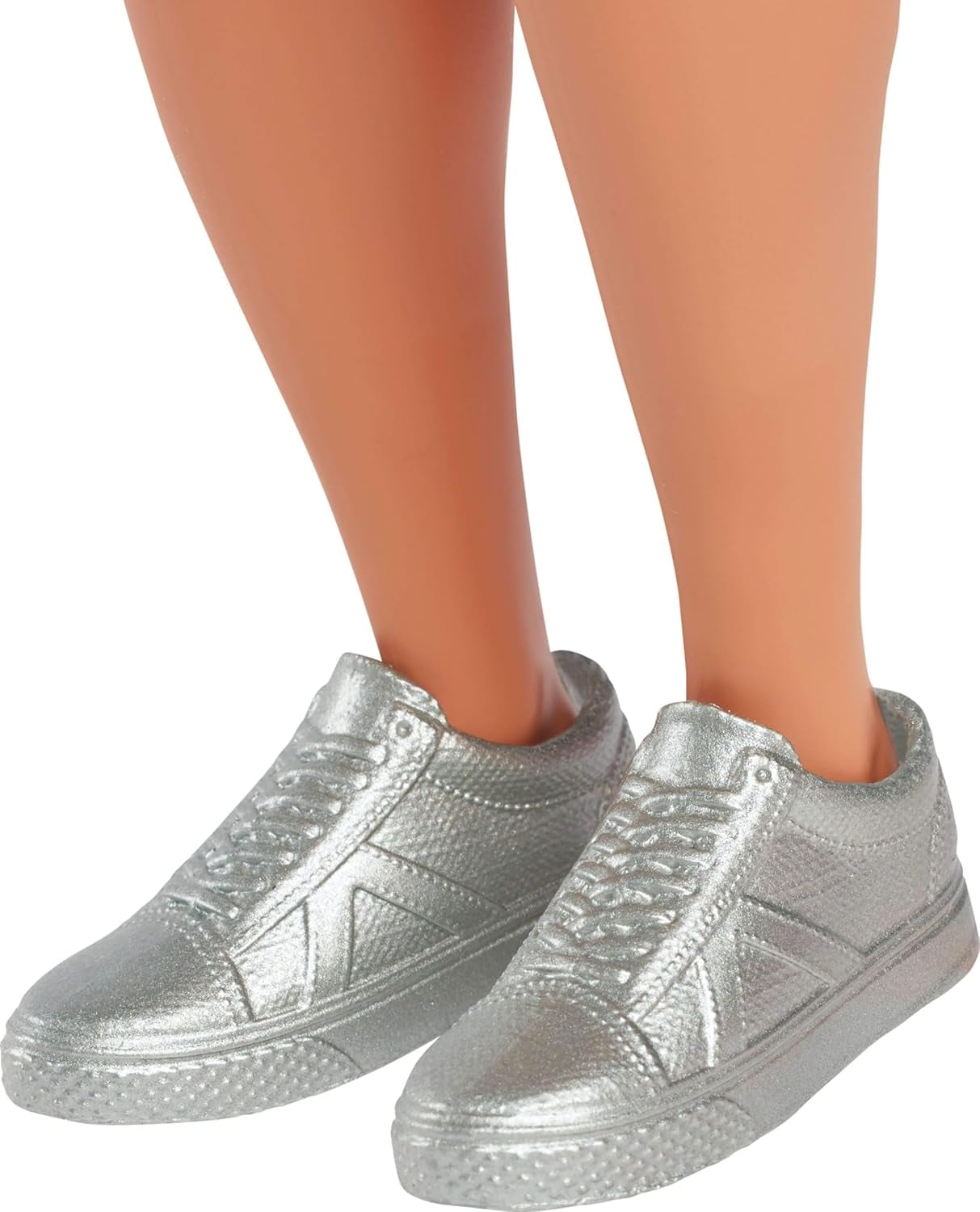 Panenka Ken Barbie Fashionistas č. 236 s černými vlasy, tílkem v šedozeleném ombré, džínovými šortkami a stříbrnými teniskami, HYV00