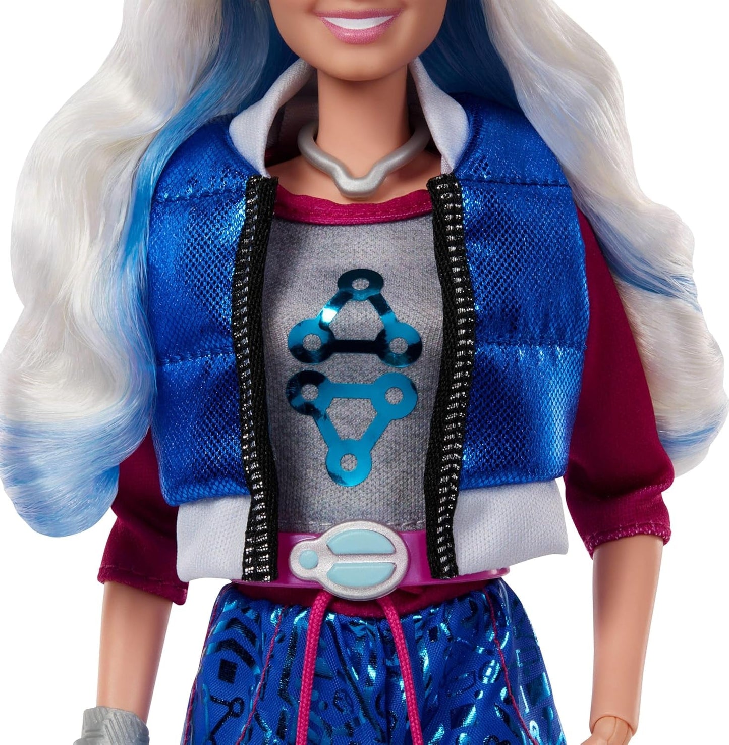 Mattel Disney Zombies 4: Dawn of the Vampires Módní panenka Addison Wells s odnímatelným oblečením a 6 doplňky inspirovanými filmem, JFG32