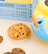 Grupo Erik keramická dóza na sušenky Sesame Street Cookie Monster - dóza na sušenky s víkem Velká 21,0 x 27,0 x 22,0 cm Dóza na sušenky s víčkem Oficiální krabičky na uskladnění potravin sezamové ulice Naty Shop