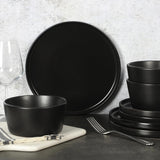 Sada Bowery Dinnerware, 32 dílná, matná černá, kamenina, talíře, misky a hrnky, slouží 8