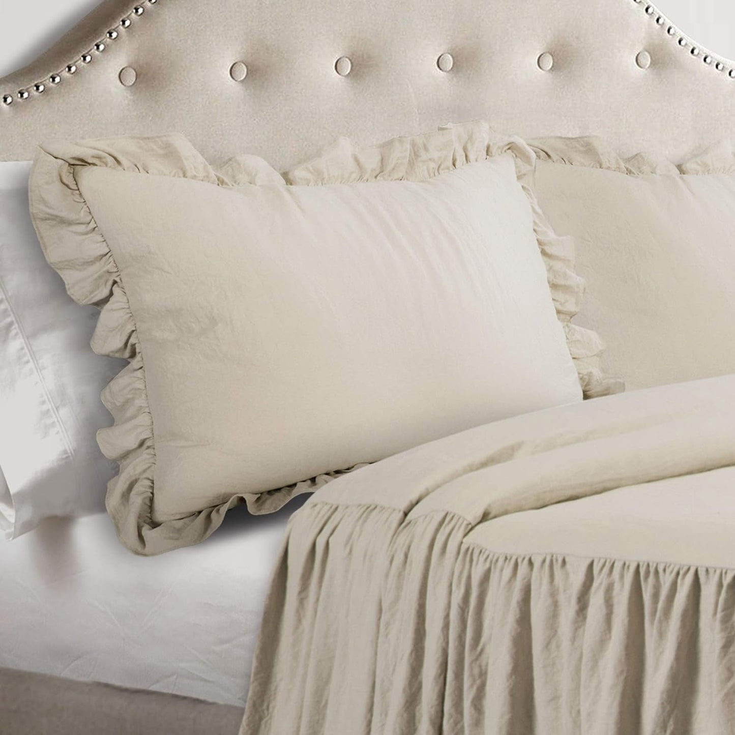 Luxusní sukně s volánkovým povlečením, 3dílná sada luxusního statku Elegantní okouzlující volánkový detail Nadčasový styl a klasický design Měkké a lehké postele a přikrývky s luxusním dekorem velikosti King