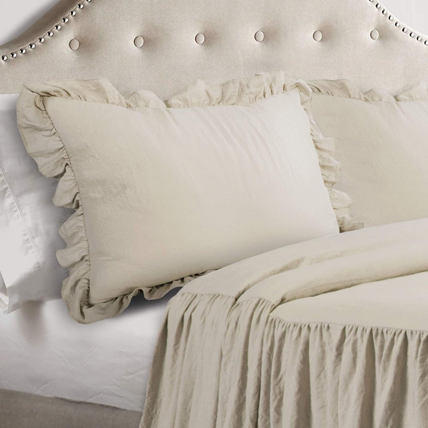 Luxusní sukně s volánkovým povlečením, 3dílná sada luxusního statku Elegantní okouzlující volánkový detail Nadčasový styl a klasický design Měkké a lehké postele a přikrývky s luxusním dekorem velikosti King