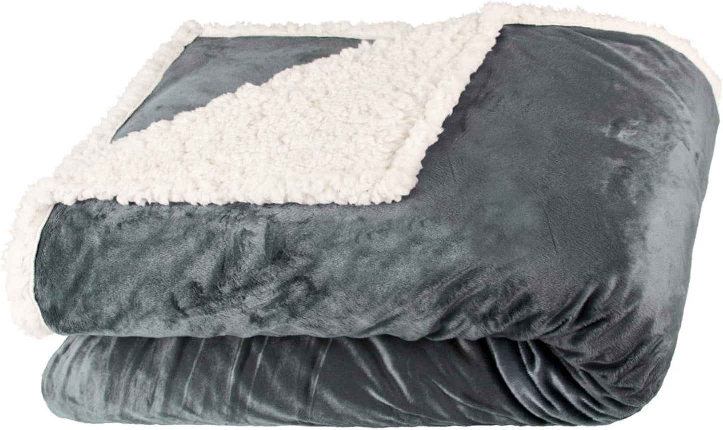 Aqua-Textil Nadýchaná plyšová deka 150 X 200 Cm Šedobílá Melange Plyšová TV deka Přehoz Sherpa Fleece Oeko-Tex Ottawa Postele a deky Besuche den aqua-textil-Store Šedá Bílá Nicki Pohodlná deka 150 X 200 Cm