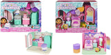 Gabby Dollhouse a Gabby Dollhouse Deluxe Pokoj Sweet Dreams Načechraný kočičí polštář do ložnice Kočka a 3 doplňky 3 kusy nábytku a 2 krabičky s překvapením Vhodné pro děti od 3 let