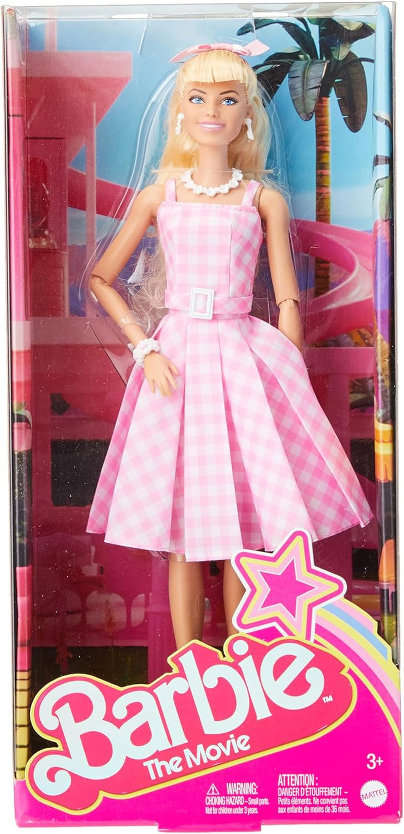 Panenka Barbie Filmová panenka v růžových a bílých šatech a náhrdelník Daisy Margot Robbie Sběratelská hračka pro 3 roky HPJ96