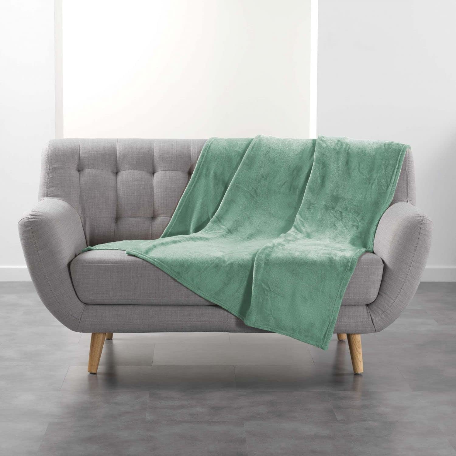 Douceur D'Intérieur, flanelová deka, 125 X 150 Cm, šalvěj, flanel Peřiny a přikrývky Naty Shop