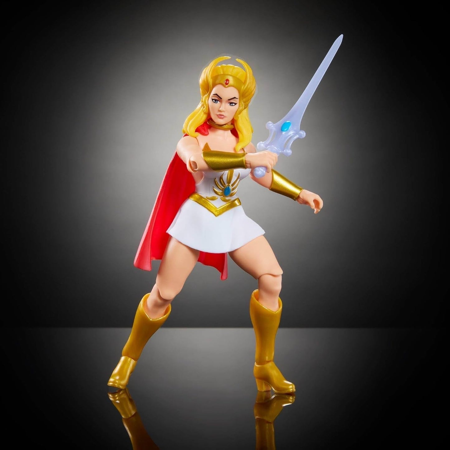 Masters of the Universe Původ Kreslená akční figurka She-Ra Přibližně 14 cm vysoká televizní hrdinka Princezna moci z 80. let Detailní design a příslušenství Akční figurky JBM76 Naty Shop