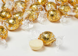 Lindt bílé čokoládové kuličky LINDOR | 137g sáček | Přibl. 10 bílých čokoládových kuliček s náplní rozplývající se v ústech | Čokoládová dárková sada | Čokoládová dárková sada (balení 2 ks)
