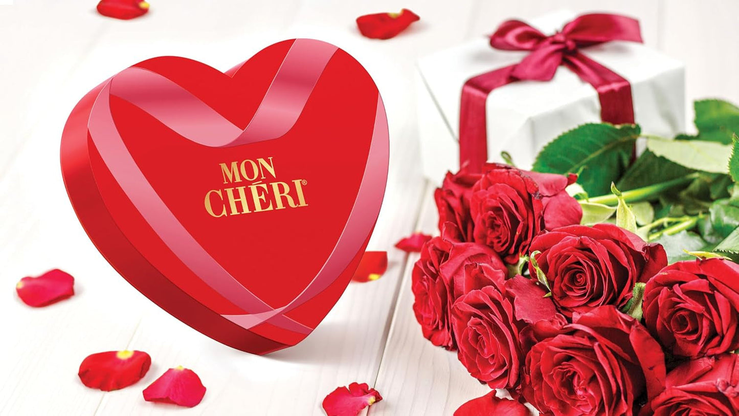 Ferrero Mon Chéri Heart - Čokoládový dárek k Valentýnu pro něj a pro ni - Křupavá čokoláda, ovocný likér a ochucené třešně - Na Valentýna, Den matek a Velikonoce - 1 balení 147g