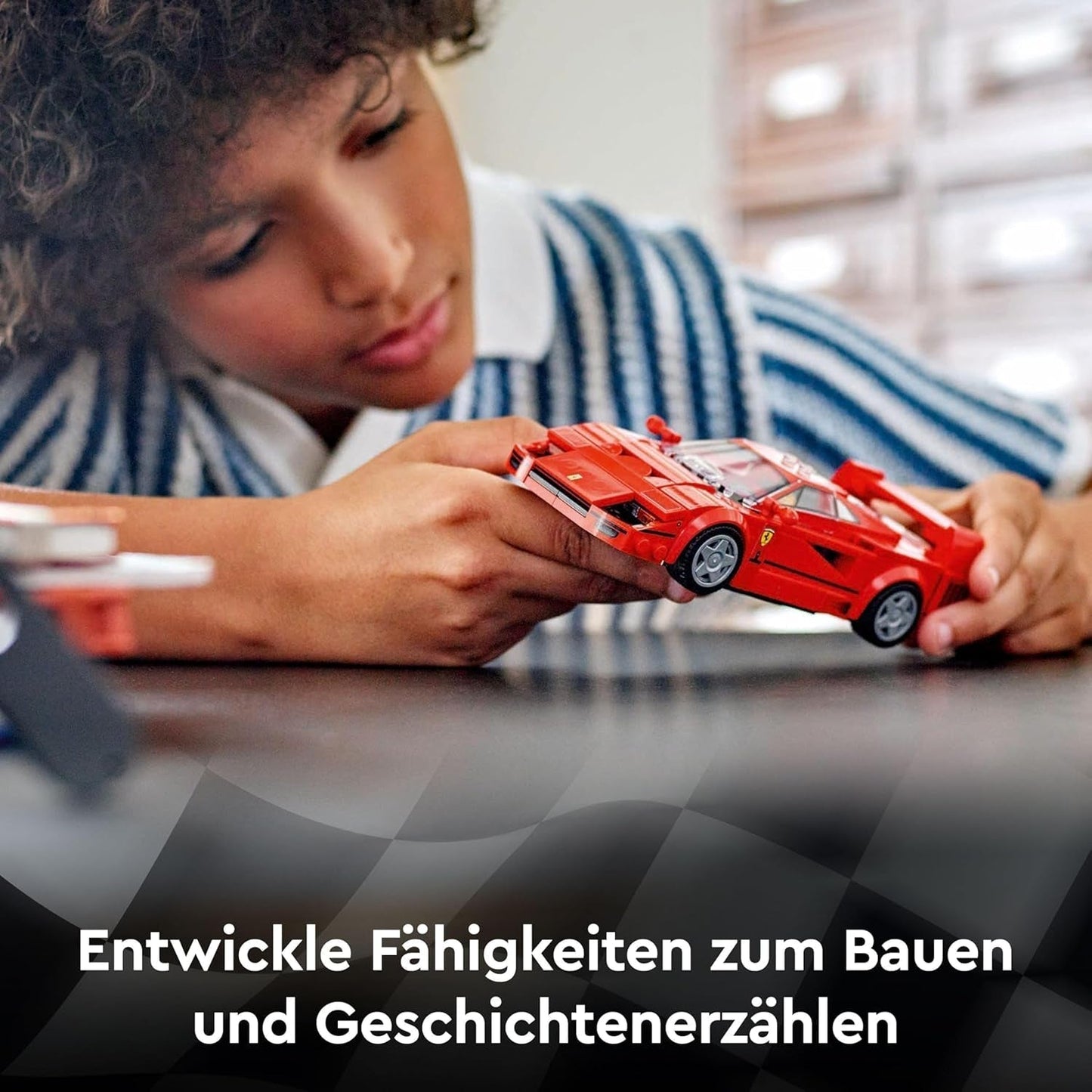 LEGO Speed Champions Ferrari F40 Super sportovní auto, sada se sestavitelným autíčkem a minifigurkou řidiče, sbírka stavebnic pro děti, dárek pro chlapce a dívky 76934 Stavebnice Besuche den LEGO-Store