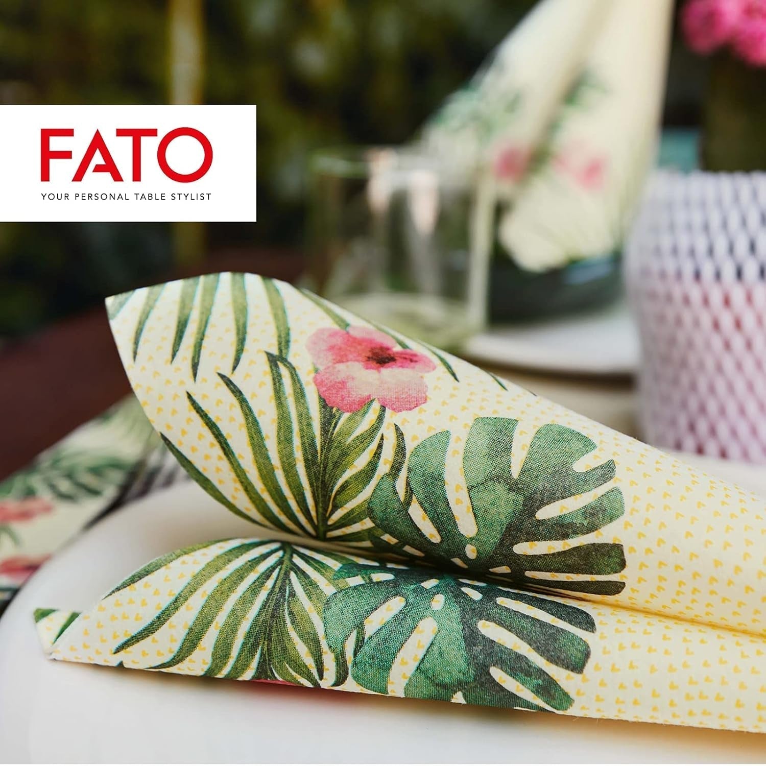 Fato - Suché papírové ubrousky, vzduchem kladené, textilní efekt, balení 50 ks ubrousků, 40X40 složené na 4 formáty, dekor Tropicana