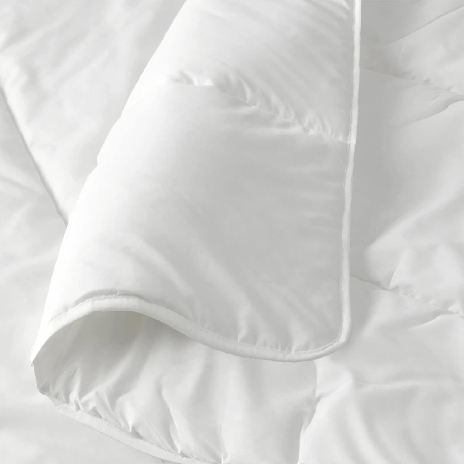 Italské povlečení Prestige White Winter Quilt, 100% mikrovlákno, dvojité, 250X200Cm Přikrývky a přikrývky Naty Shop