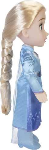 Cestovní panenka Disney Frozen 2 Elsa, 35cm panenka s šaty inspirovanými kultovním filmem, botami a dlouhými spletenými vlasy pro extra zábavu při hraní, pro dívky od 3 let