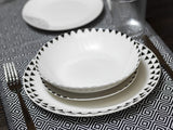 Grafický stolní servis, 18 kusů pro 6 osob, porcelán, bílá