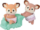 Sylvanian Families 5800 Deer Twins, herní sada s figurkami zvířat, figurky lesních zvířat, hračka pro děti od 3 let