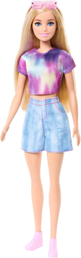 Panenka Barbie Mysteries: Malibu Beach Detectives s originálním oblečením a doplňky, včetně slunečních brýlí, JFV63