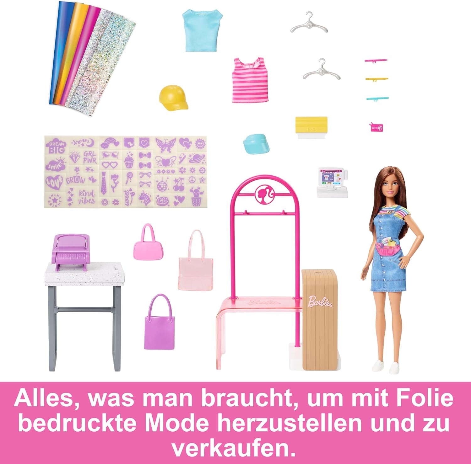 Barbie Fashion Boutique Playset – panenka s fóliovým vzorem, více než 150 originálních vzhledů, obsahuje 2 halenky a 5 fóliových listů, stojan na oblečení a čtečku kreditních karet, věk 3+, HKT78