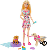 Panenka Barbie Dog Duo a doplňky, včetně malého a velkého psa s invalidním vozíkem, vodítkem, miskou na jídlo, pelíškem a pamlsky, od 3 let, panenky Naty Shop HTK37