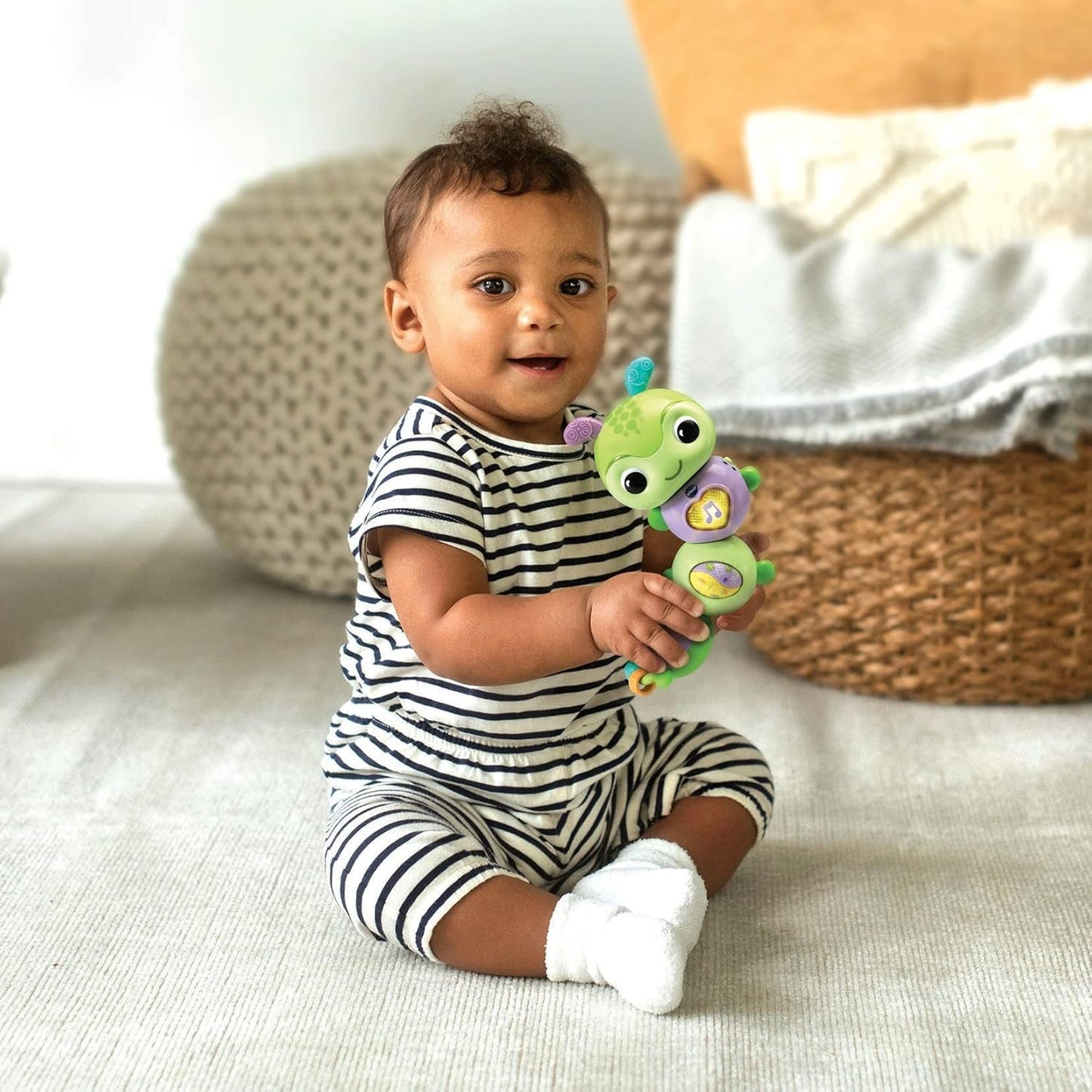 VTech Baby Spinning Fun Caterpillar - Mluvící a zpívání Interaktivní hračka na zvonek a motorické dovednosti - Na 6-24 měsíců Hračky pro miminka Naty Shop