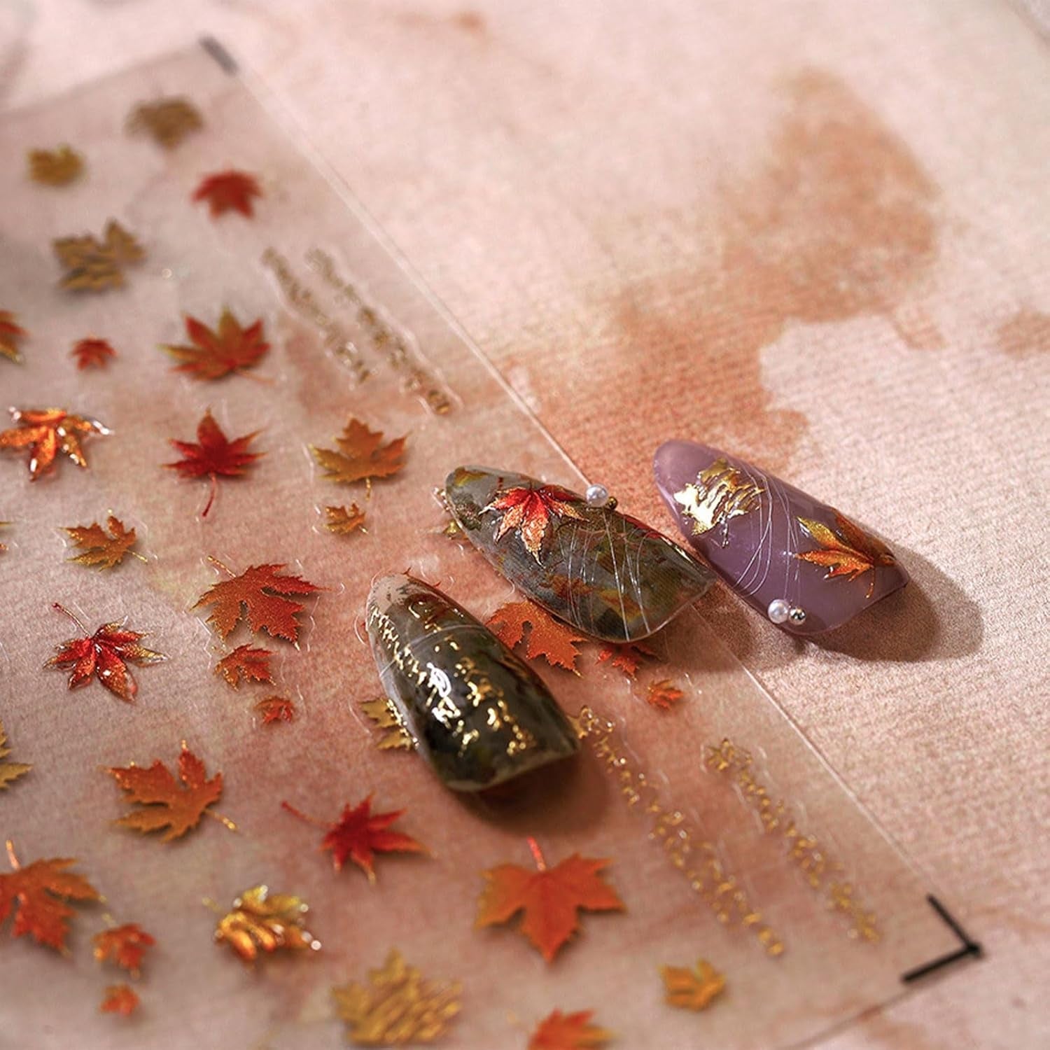 JMEOWIO 3D Nálepka na nehty Herbst Nálepka na nehty Selbstklebend Nagelaufkleber 5D Stereoskopisch Ahornblatt Erntedankfest Dekoration Nageldesign Zubehör 1 Blatt