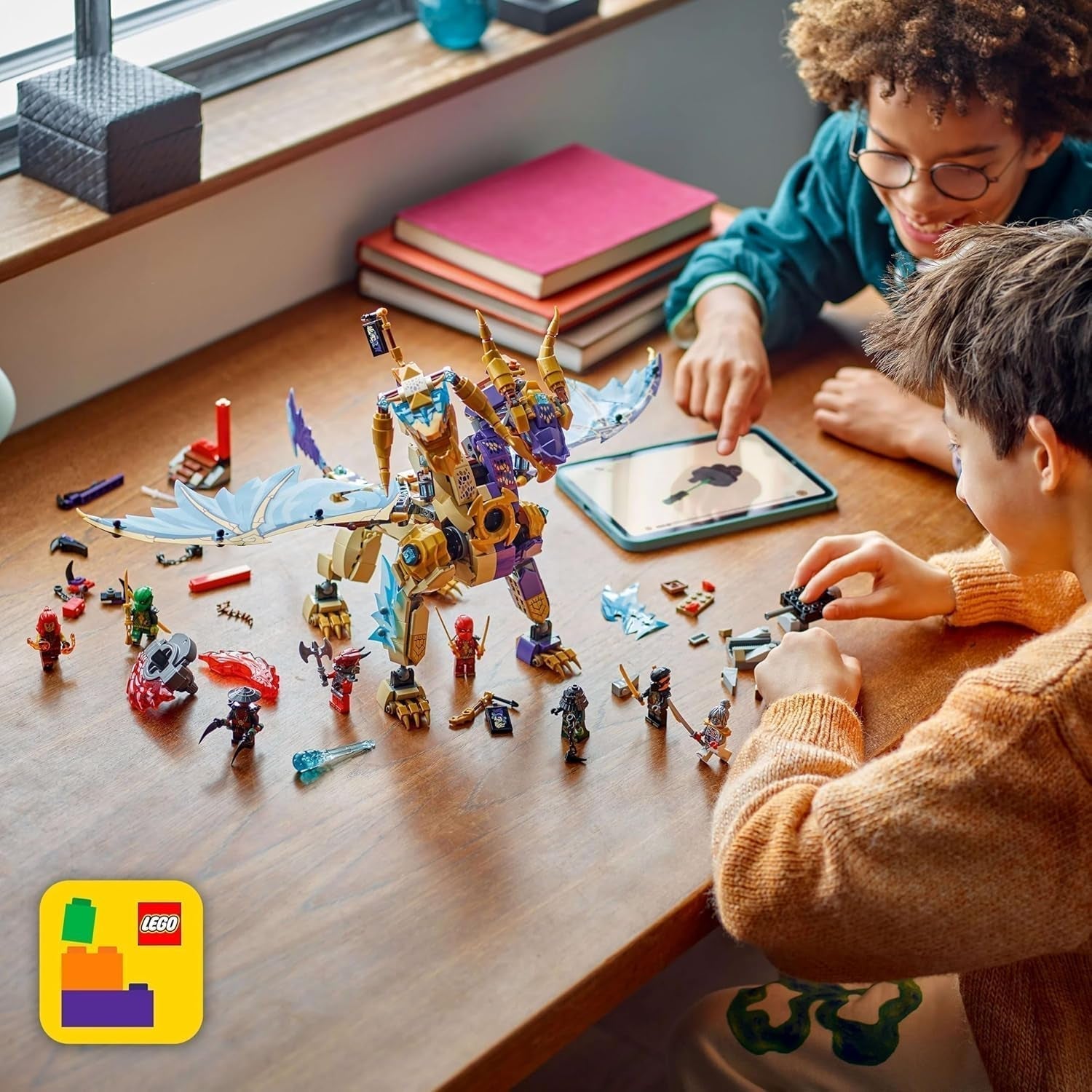 LEGO NINJAGO Lightbow Dragon - hračka s 8 minifigurkami a Spinjitzu kolem - interaktivní ninja stavební hračka pro chlapce a dívky starší 9 let - tip na dárek pro fanoušky 71836 Stavebnice Besuche den LEGO-Store