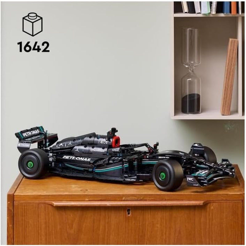 LEGO Technic Mercedes-Amg F1 W14 E Performance Set pro dospělé, Model závodního auta, Sběratelské předměty pro domácnost nebo kancelář, Dárky pro Formuli 1 pro muže, ženy 42171 Stavebnice Besuche den LEGO-Store