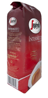 Segafredo Zanetti Intermezzo - Celé fazole (1 kg balení) - Geeignet für alle italienschen Kaffeespezialitäten - Kaffeebohnen mit mitteller Röstung, stark und vollmundig im Gesmack