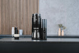 Melitta AromaFresh Therm Pro X - Espresso kávovar s filtrem, integrovaným mlýnkem, vyjímatelnou nádržkou na vodu, nerezovou termokarafou a funkcí časovače, až na 8 šálků kávy, černá/stříbrná