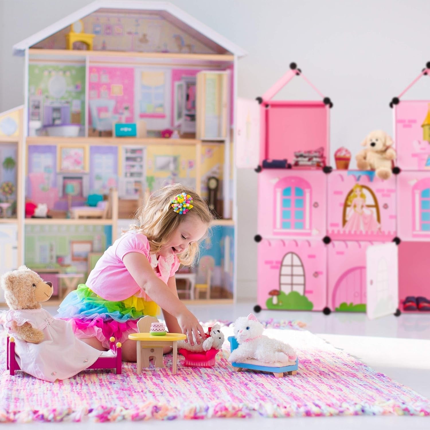 Modulová polička Relaxdays do dětského pokoje, design princess castle, plast, DIY skříňka s dvířky, HL: 128 x 110 x 37 cm, růžová