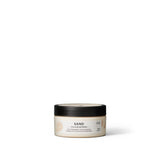 Maria Nila Color Refresh 300 ml - Vyživující barevná bomba obsahující dočasné barvicí pigmenty, které rychle osvěží barvu vlasů. 100% vegan. Bez sulfátů a bez parabenů. Barva na vlasy Naty Shop Sand