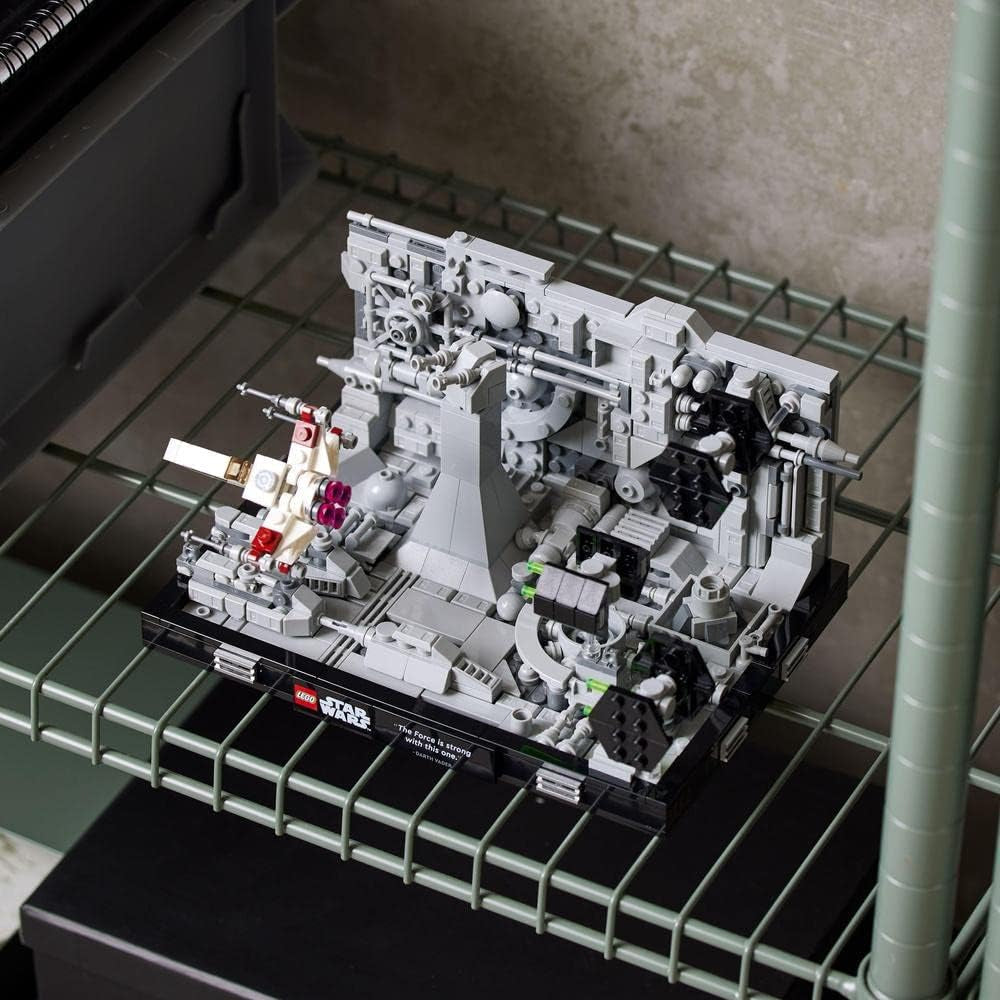LEGO 75329 Sada diorámat Death Star Trench Run ze Star Wars, sada X-Wing pro dospělé Luka Skywalkera, zboží pro fanoušky nové naděje, dekorace pokoje, dárkové stavebnice Besuche den LEGO-Store