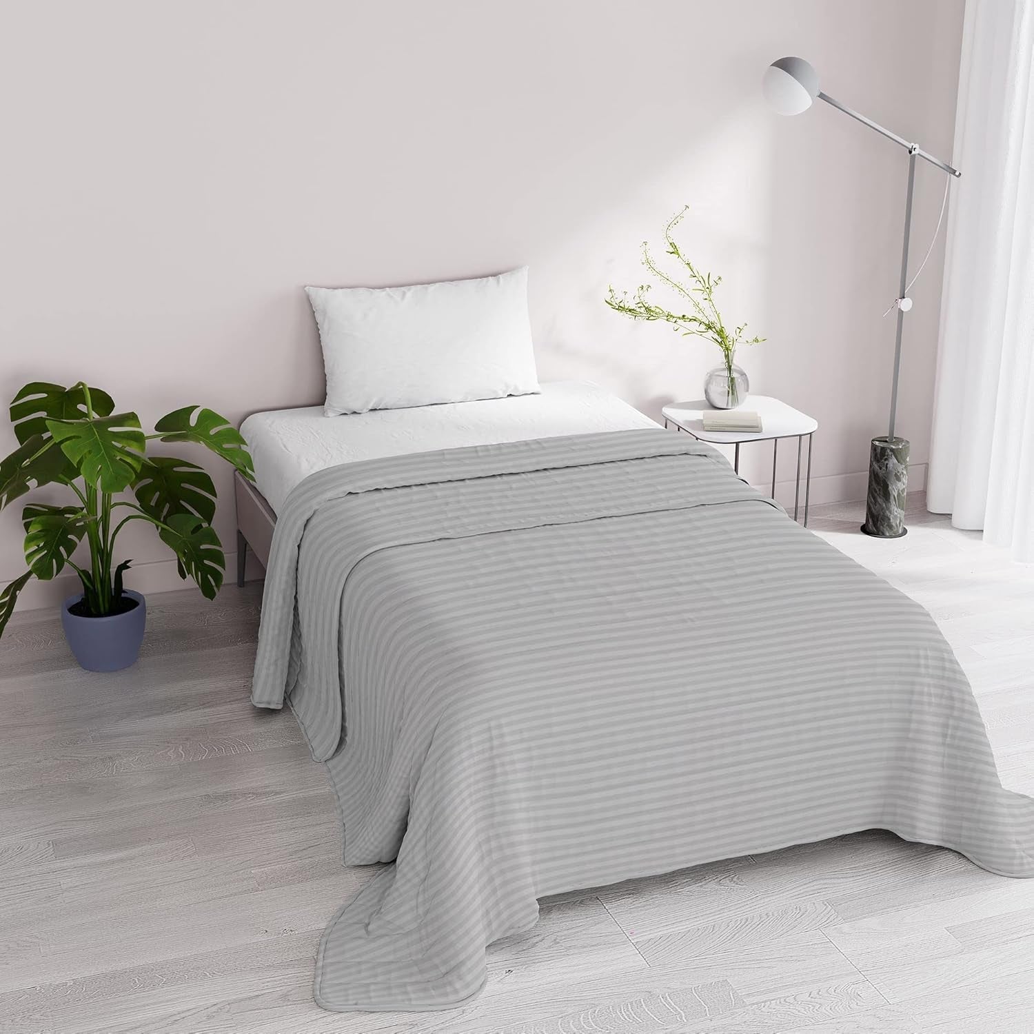 Letní přikrývka Satin Stripes, polyester, krémová, 260X250 Cm Přikrývky a přikrývky Naty Shop Světle šedá 170X250 Cm
