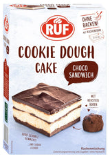 RUF Cookie Dort Ohne Backen, Tortenboden Aus Keksteig Mit Frischkäse-Creme Und Schokoladenstückchen, Inkl. Kuchenform, 1X325G Směs na pečení a vaření Naty Shop 320 G (1Er Pack) Cookie Dough Sandwich