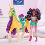 Unicorn Academy Ankleidepuppe Ava - originální loutka pro věrné Netflix-Serie, 24 cm groß and mit 7 Doplňky pro fantasievolles Rolenspiel, pro Kinder ab 4 Jahren
