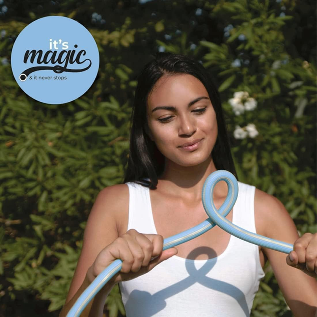 Magic Blue 10metrová prodlužovací zahradní hadice odolná proti uzlu a kroucení se sáčkem a rozprašovací tryskou