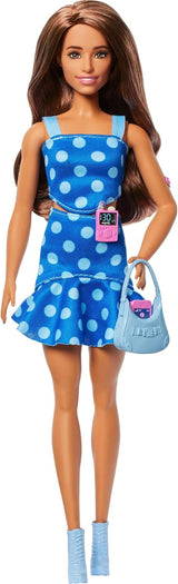 Panenka Barbie Fashionistas #242 s diabetem 1. typu a puntíkovým oblečením a doplňky ve spolupráci s Breakthrough T1D, HYT97